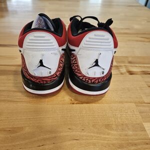 Nike Boys Air Jordan Legacy 312 CD9054-116 White/Black/Red Sz 7Y i